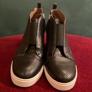 Linea Paolo Felicia Wedge Sneaker